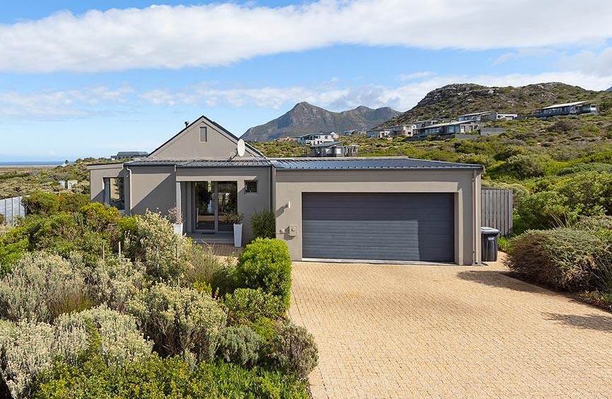 To Let 4 Bedroom Property for Rent in Chapman